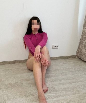 Привет, я Креативная нежная и опытная индивидуалка, живу в Москве 🌸
Я очаровательная и страстная леди, способная удовлетворить самые сокровенные желания.
Мои услуги нацелены на полное расслабление и наслаждение. Умею создавать незабываемую атмосферу и подарить тебе нежность и ласку 💋
Со мной ты сможешь погрузиться в мир наслаждения и экстаза. Воплотим твои фантазии в реальность и ощутишь необыкновенные ощущения.
Мои фото настоящие и подтверждены отзывами моих довольных клиентов. Готова подарить тебе незабываемые моменты страсти и наслаждения.
Звони и давай создадим для себя незабываемое воспоминание 💫 Юлия